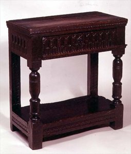 I. Jakab kisasztal, 17. század eleje (tölgy) alkotó: English School